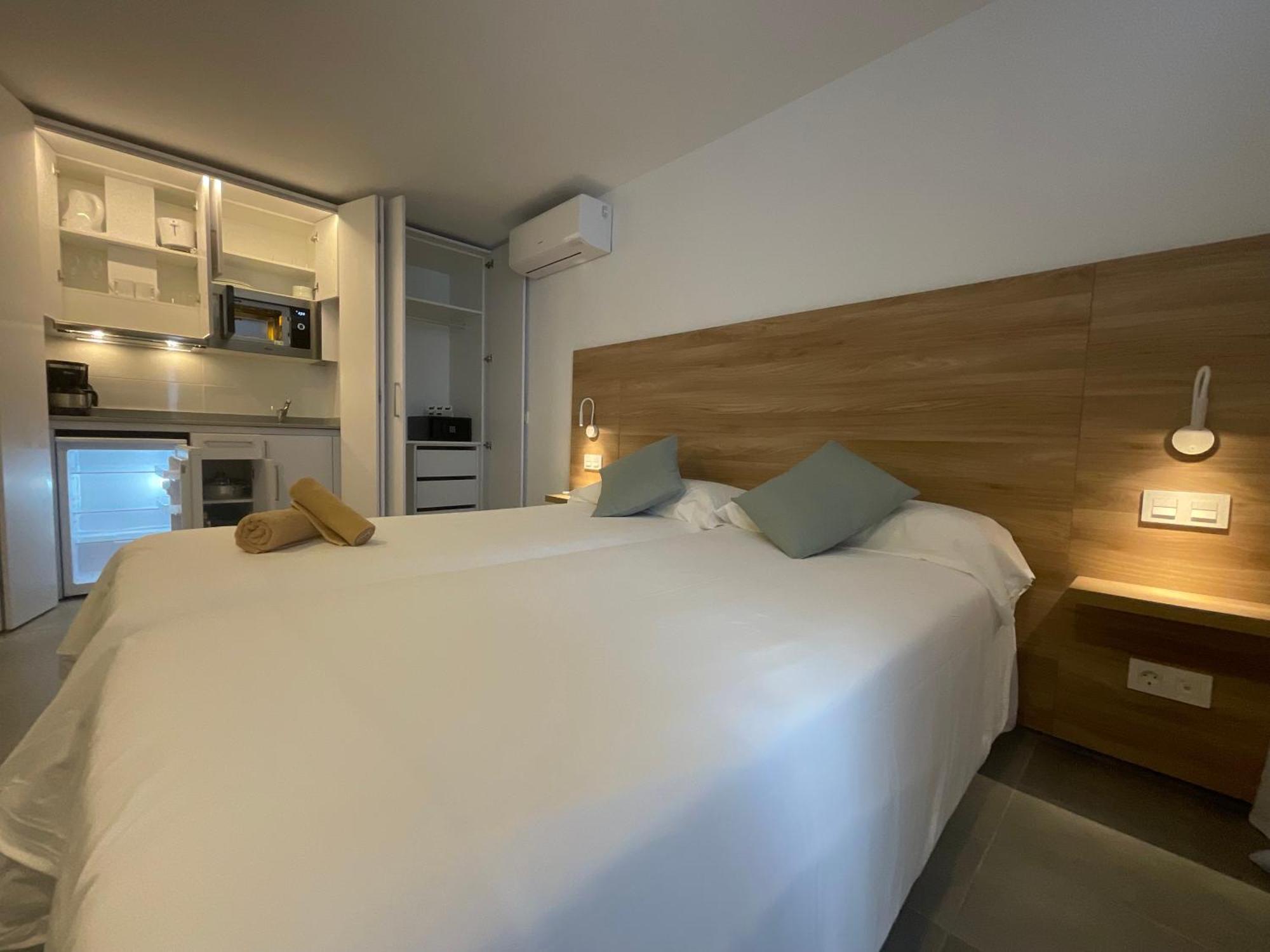 Kikere Studios Puerto del Carmen  Ngoại thất bức ảnh